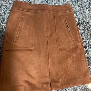 Brown 0P suede skirt in good condition